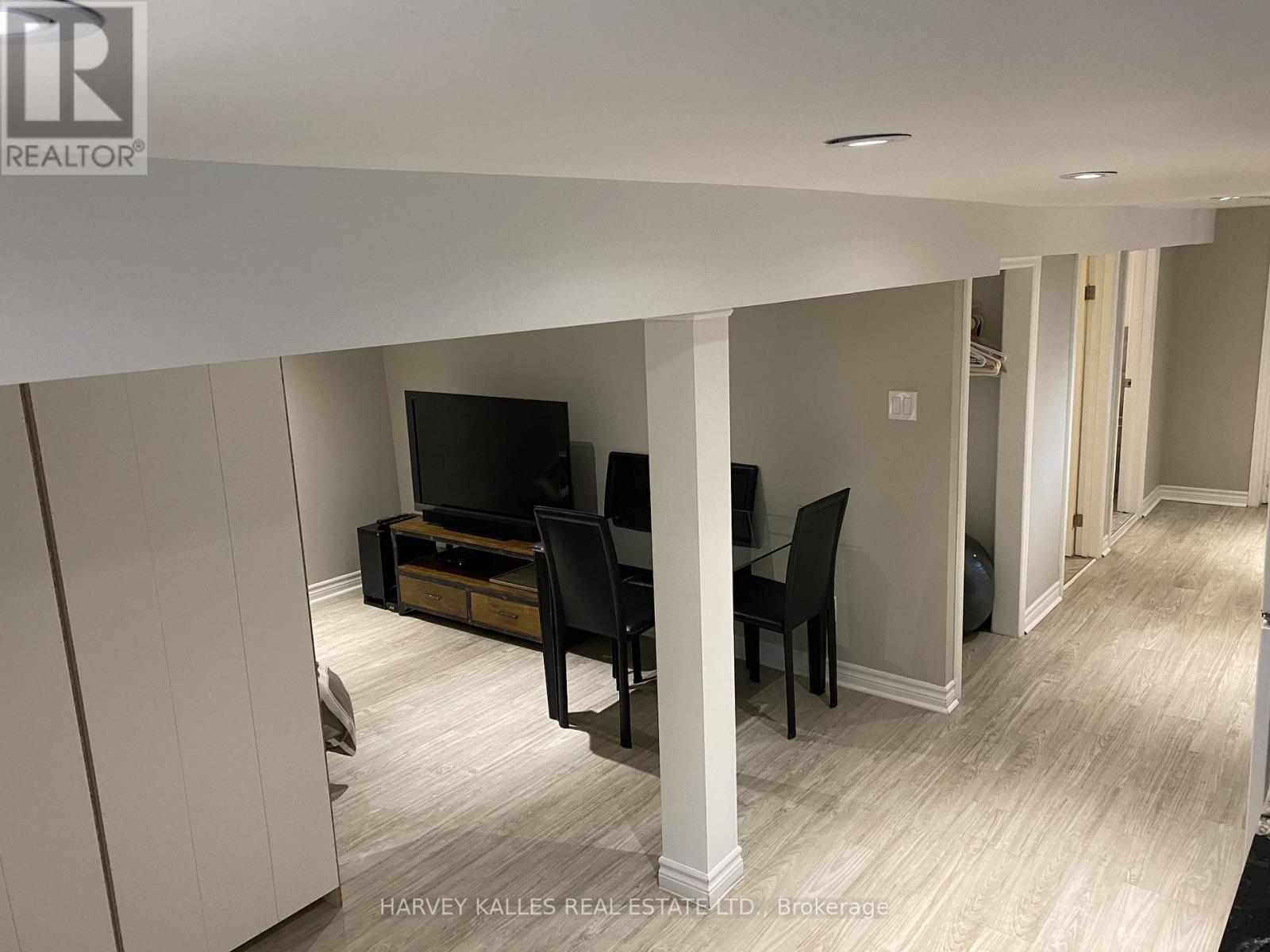 326 Glenholme Avenue, Toronto, Ontario  M6E 3E3 - Photo 37 - C13091850