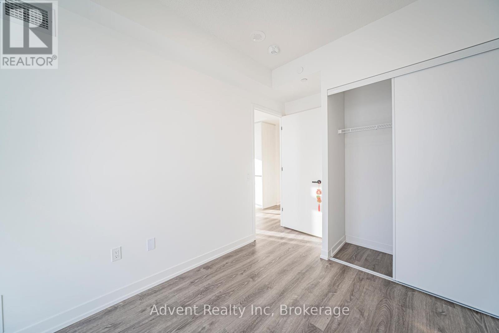 5512 - 8 Interchange Way, Vaughan, Ontario  L4K 0R2 - Photo 13 - N13103724