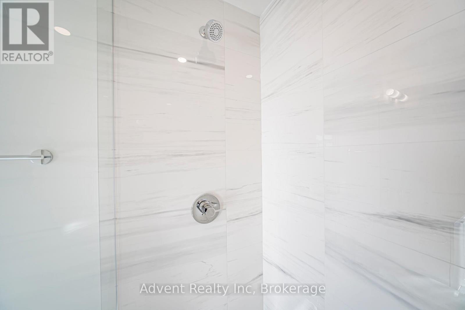 5512 - 8 Interchange Way, Vaughan, Ontario  L4K 0R2 - Photo 19 - N13103724
