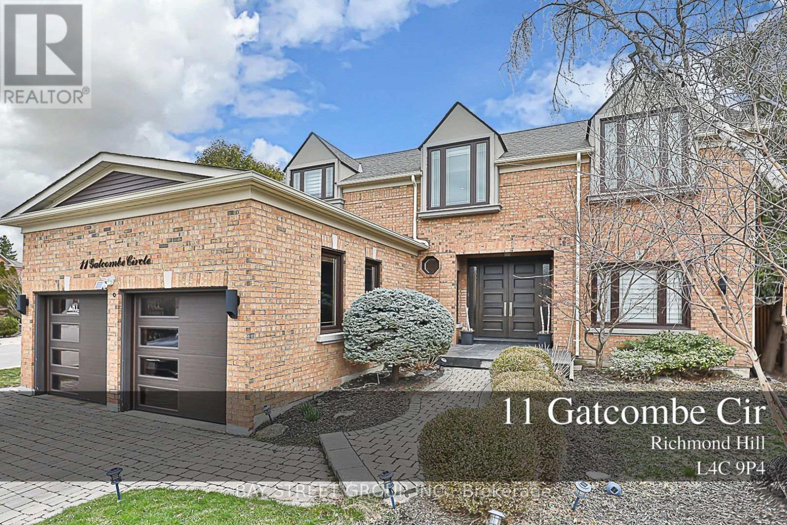 11 Gatcombe Circle, Richmond Hill, Ontario  L4C 9P4 - Photo 1 - N13103894