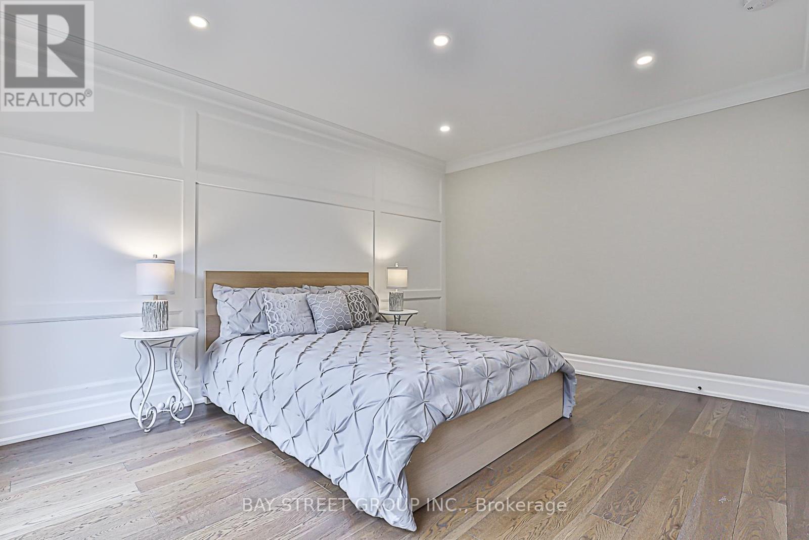 11 Gatcombe Circle, Richmond Hill, Ontario  L4C 9P4 - Photo 37 - N13103894