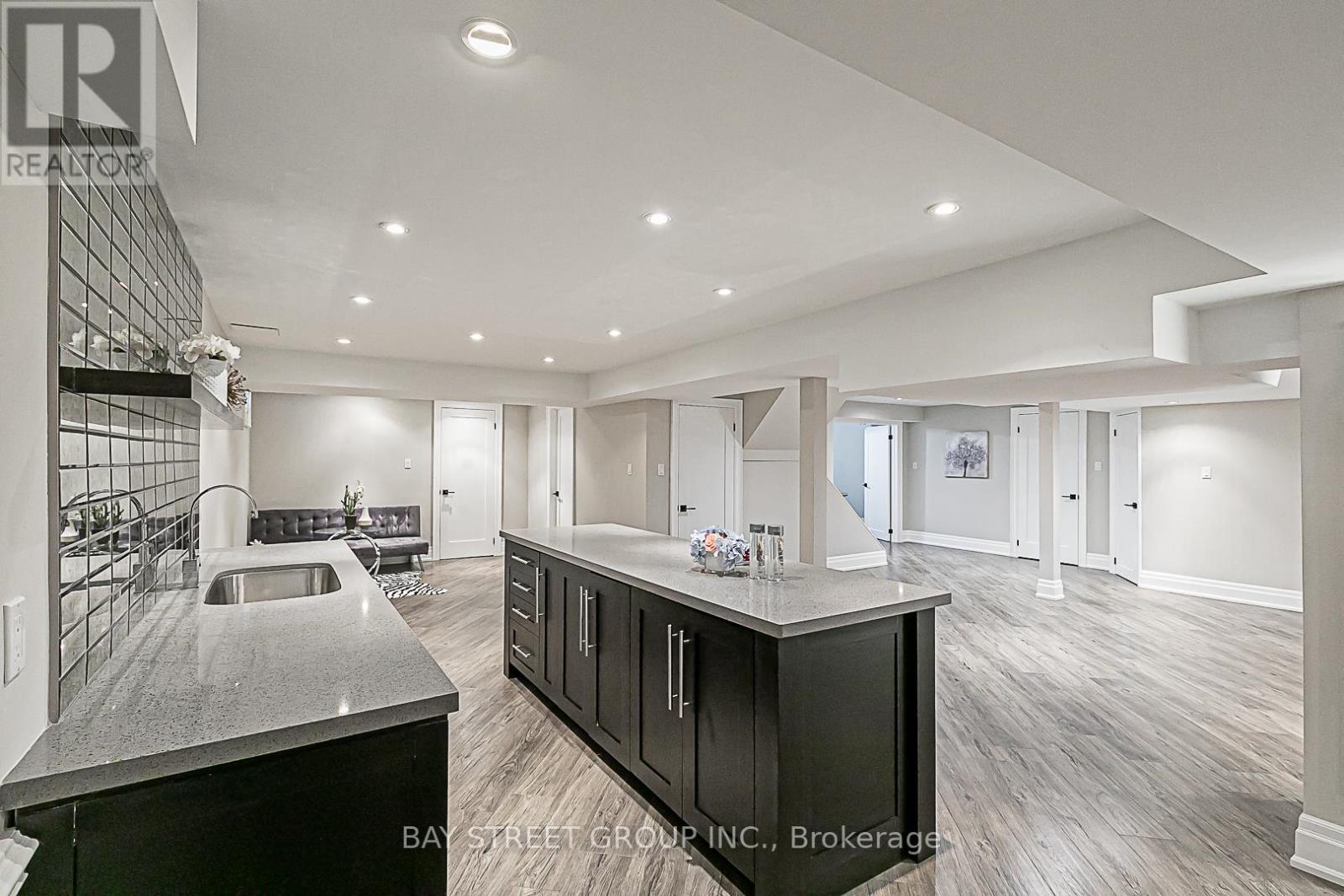 11 Gatcombe Circle, Richmond Hill, Ontario  L4C 9P4 - Photo 43 - N13103894