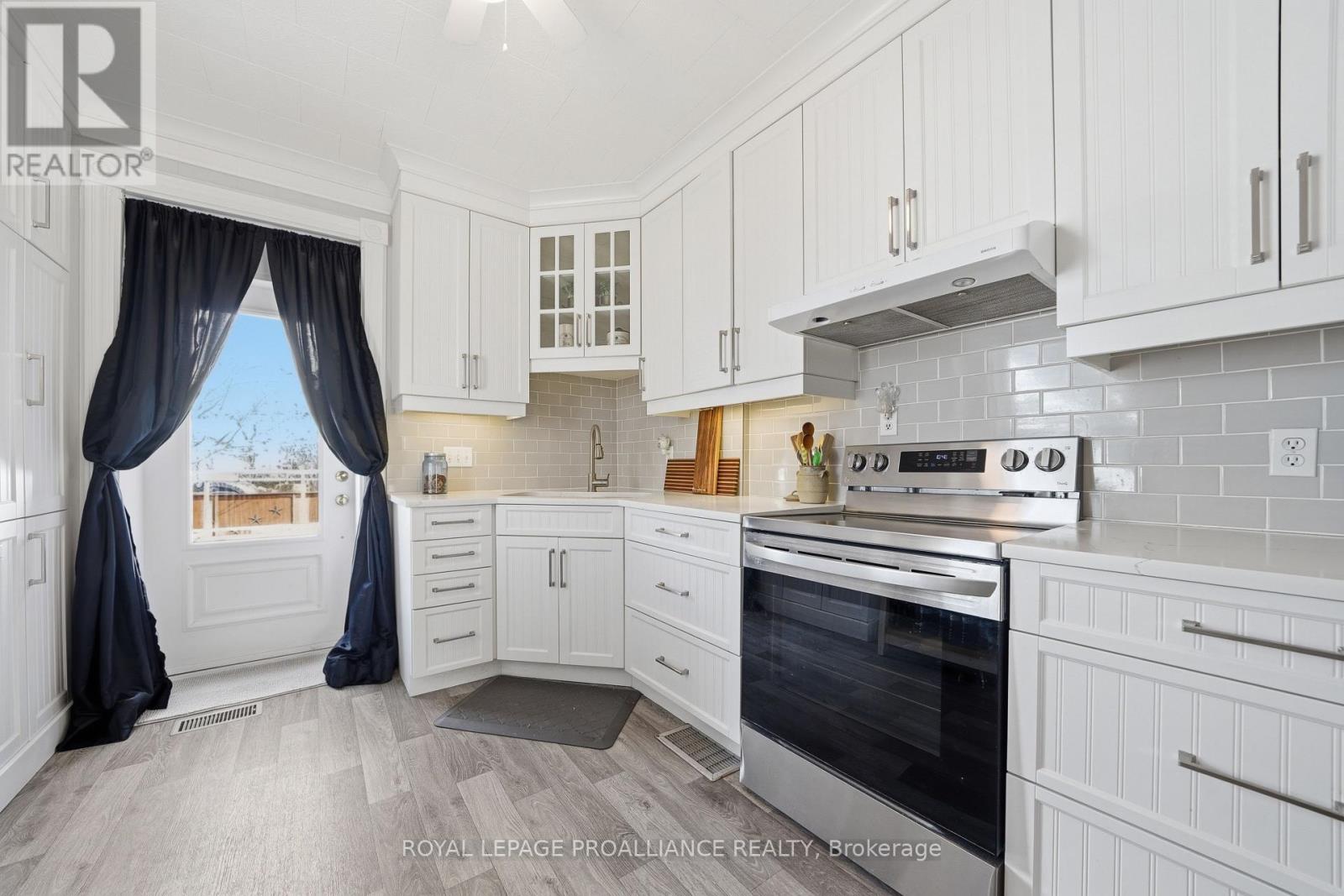 154 St Lawrence Street W, Madoc, Ontario  K0K 2K0 - Photo 13 - X13078734