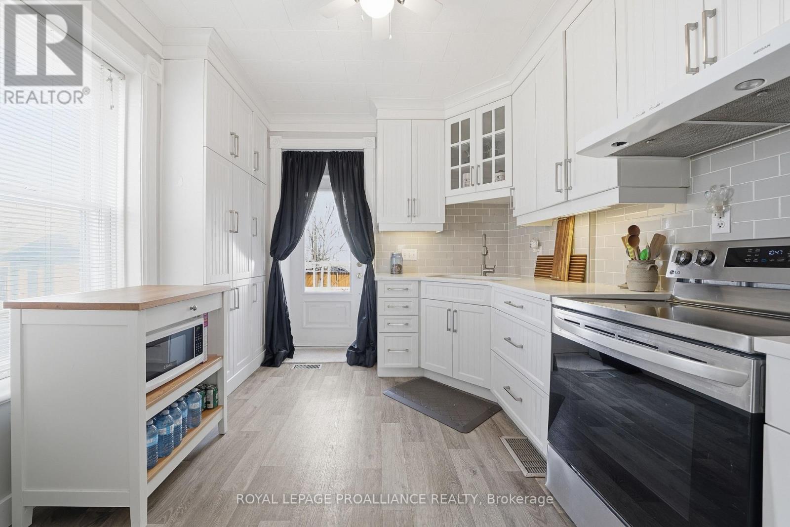 154 St Lawrence Street W, Madoc, Ontario  K0K 2K0 - Photo 12 - X13078734