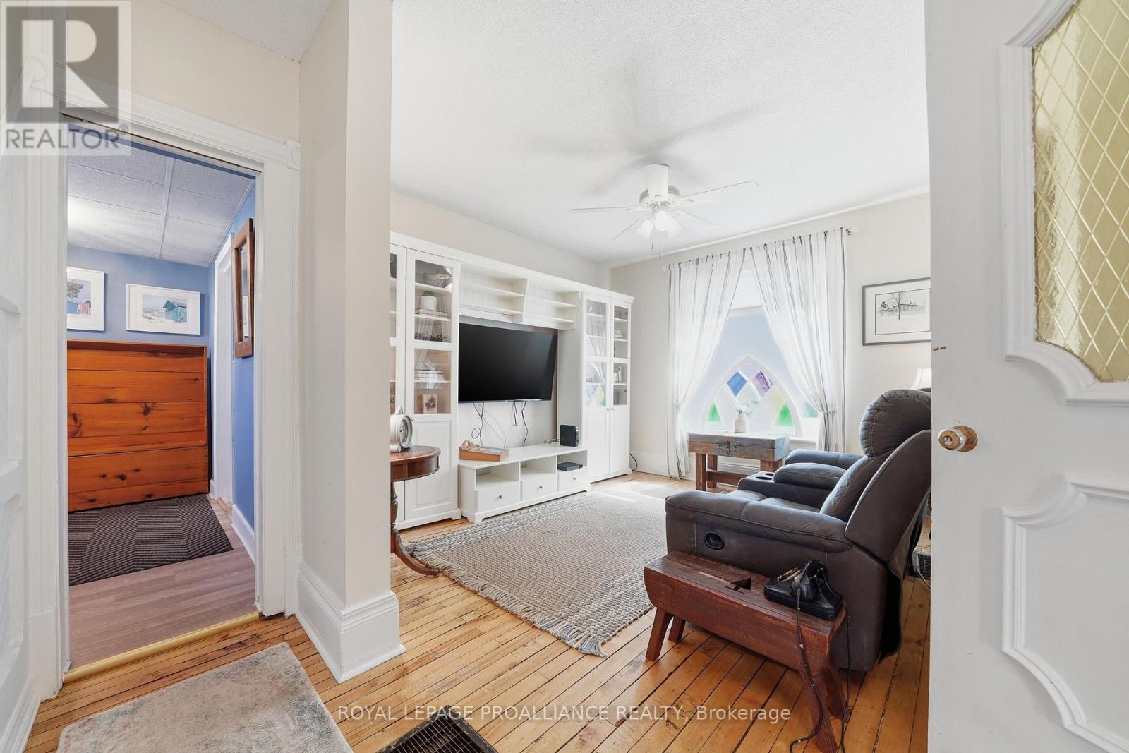 154 St Lawrence Street W, Madoc, Ontario  K0K 2K0 - Photo 7 - X13078734