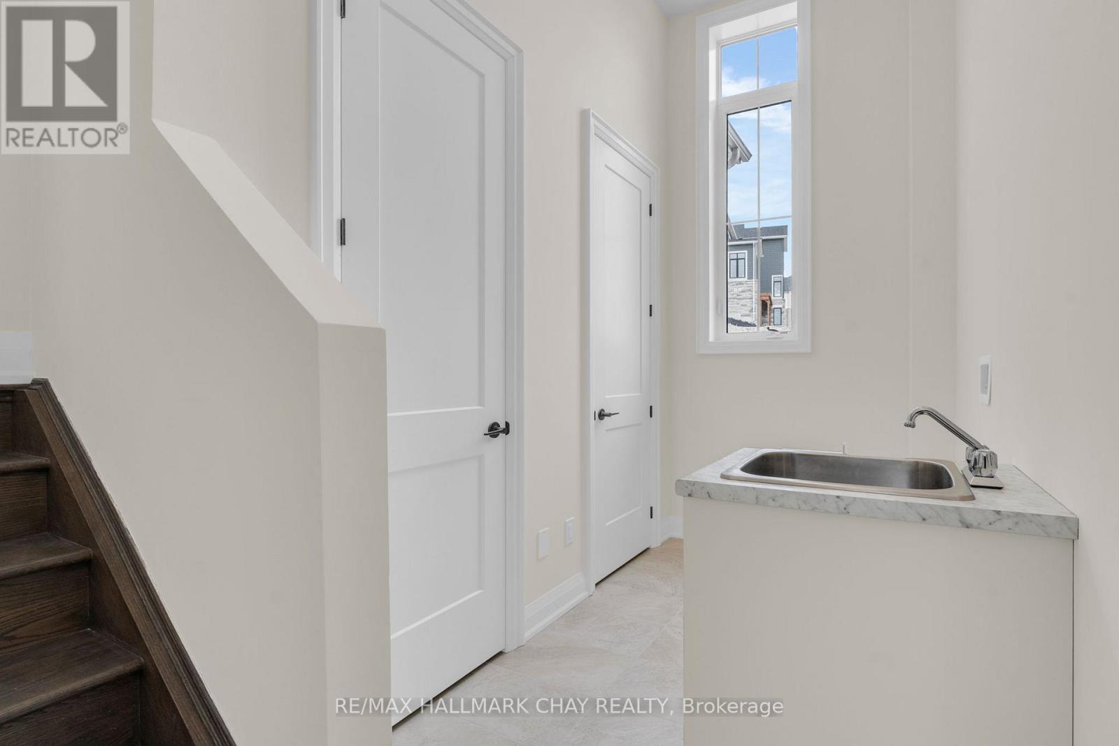 7 Radome Drive, Oro-Medonte, Ontario  L0L 2E0 - Photo 18 - S13103570
