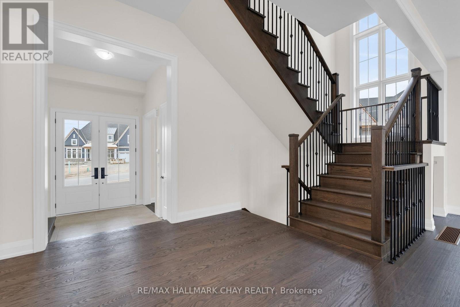 7 Radome Drive, Oro-Medonte, Ontario  L0L 2E0 - Photo 5 - S13103570