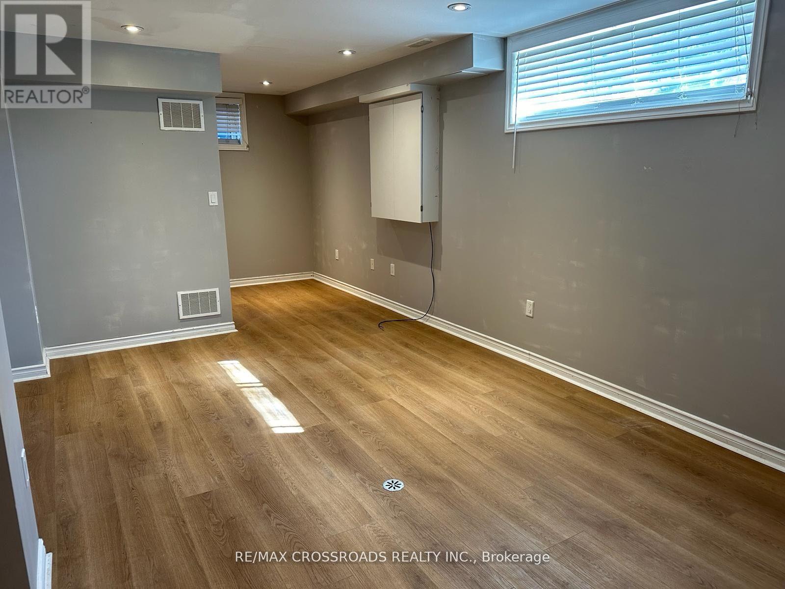 Bsmt - 89 Ottaway Avenue, Barrie, Ontario  L4M 2X1 - Photo 8 - S13103916