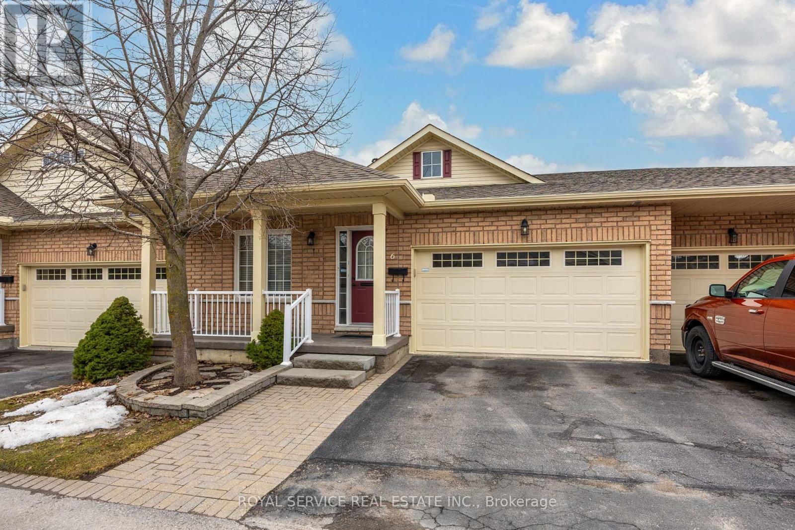 6 - 877 Wentworth Street, Peterborough, Ontario  K9J 8R7 - Photo 1 - X12804840