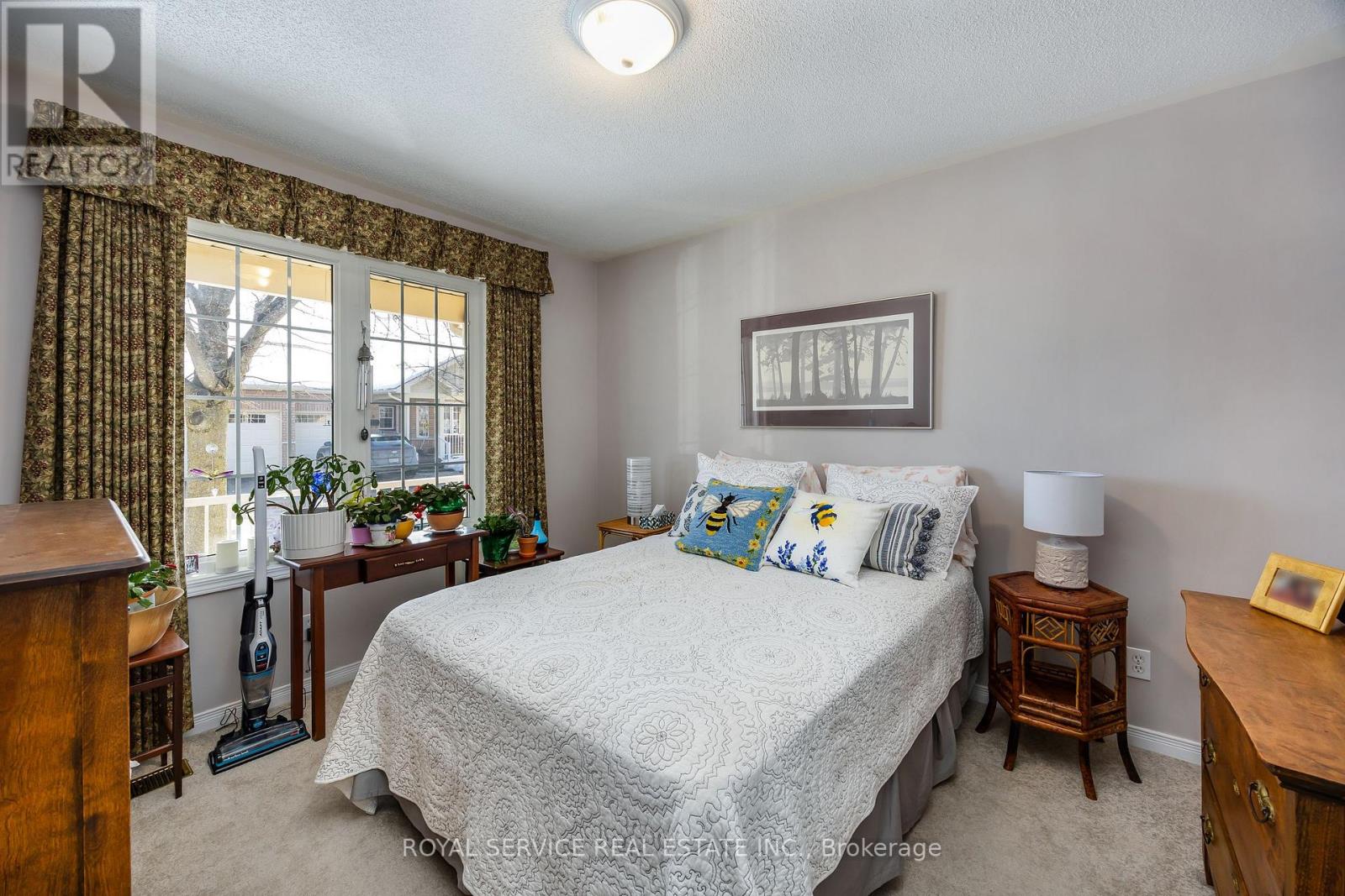 6 - 877 Wentworth Street, Peterborough, Ontario  K9J 8R7 - Photo 5 - X12804840