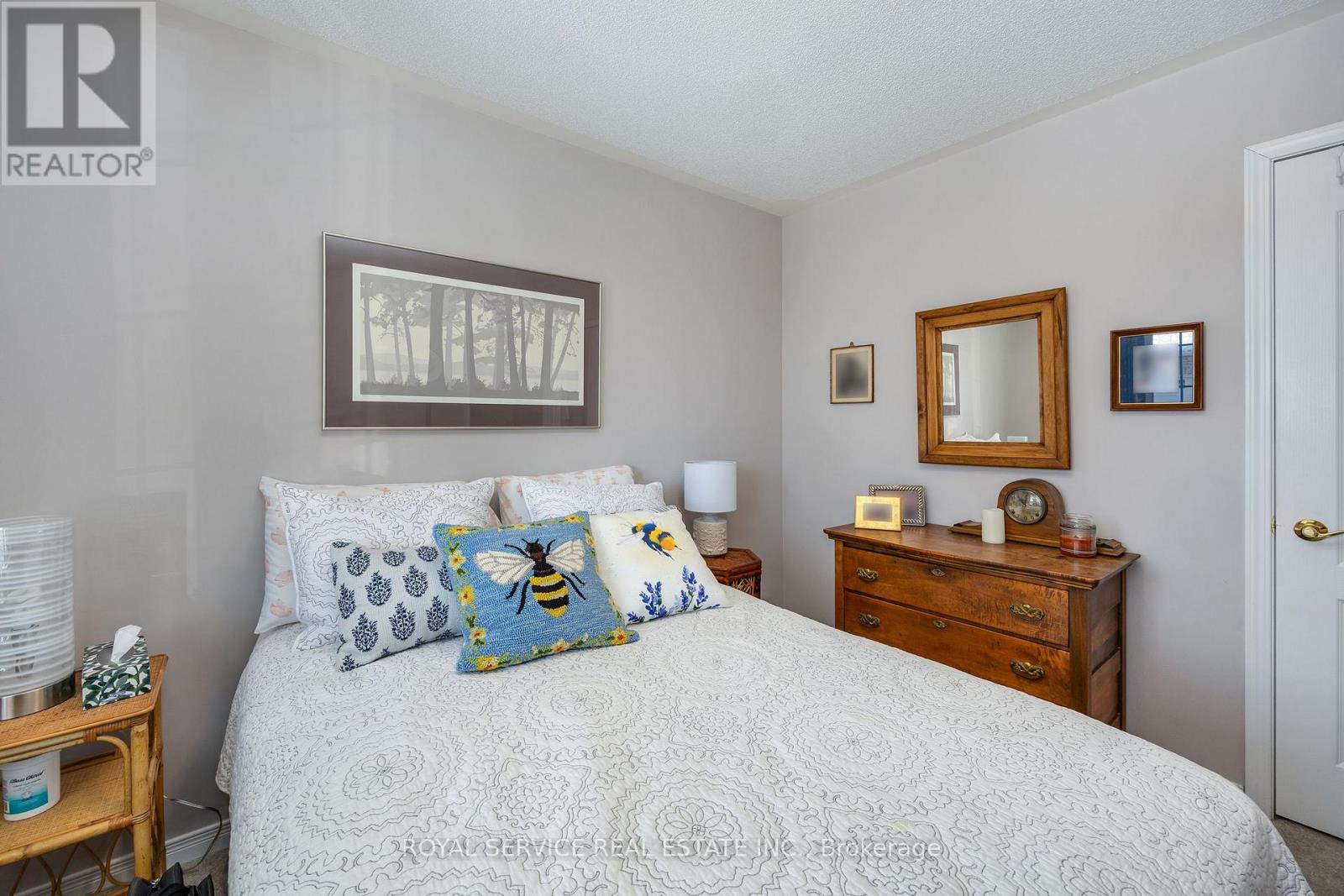6 - 877 Wentworth Street, Peterborough, Ontario  K9J 8R7 - Photo 6 - X12804840
