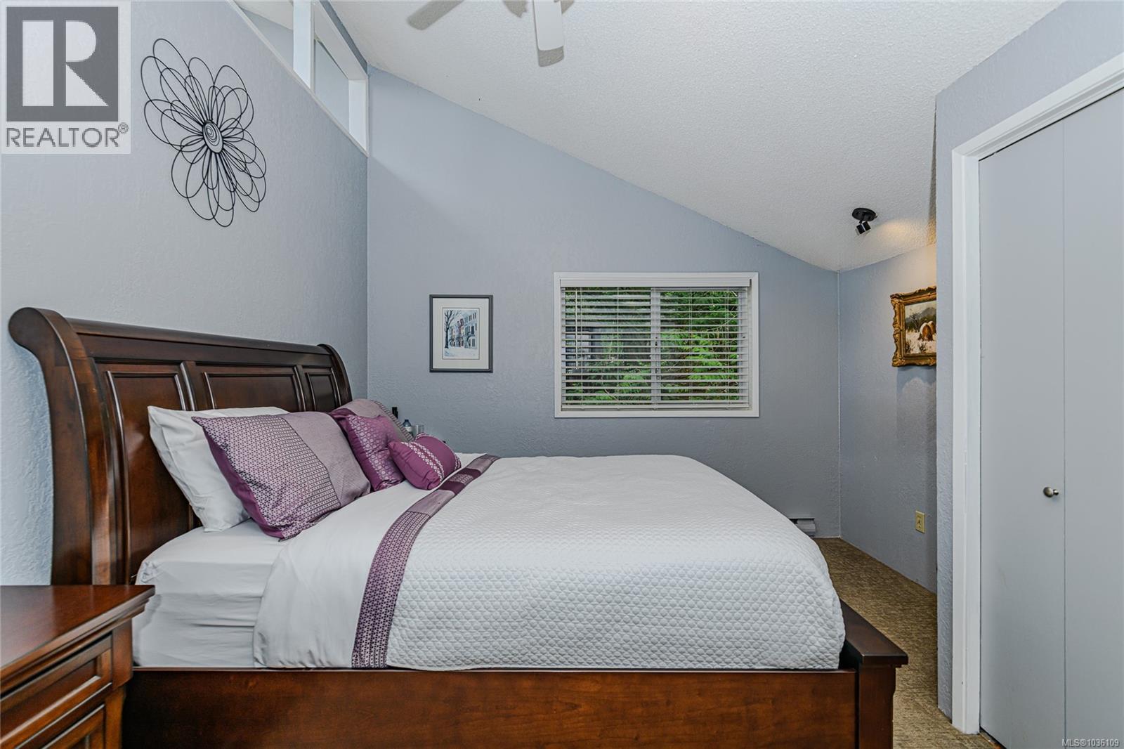 7136 Willis Point Rd, Central Saanich, British Columbia  V9E 2A1 - Photo 15 - 1036109