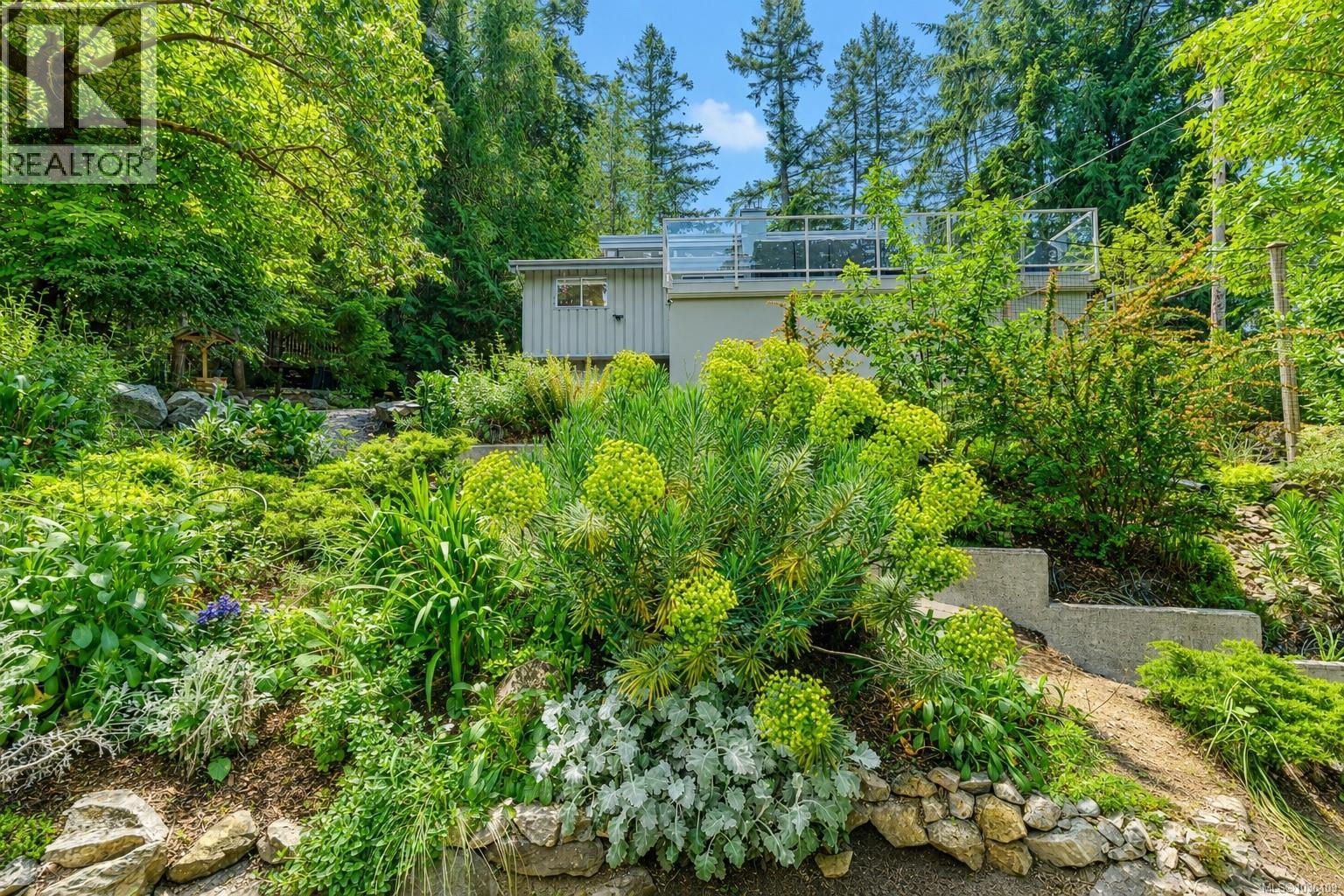 7136 Willis Point Rd, Central Saanich, British Columbia  V9E 2A1 - Photo 33 - 1036109
