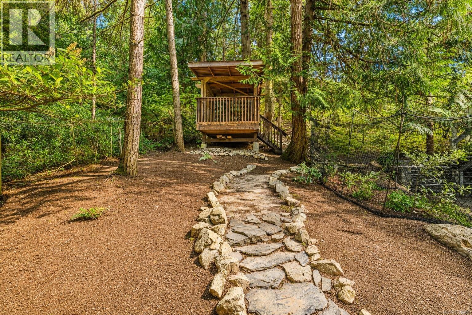 7136 Willis Point Rd, Central Saanich, British Columbia  V9E 2A1 - Photo 36 - 1036109