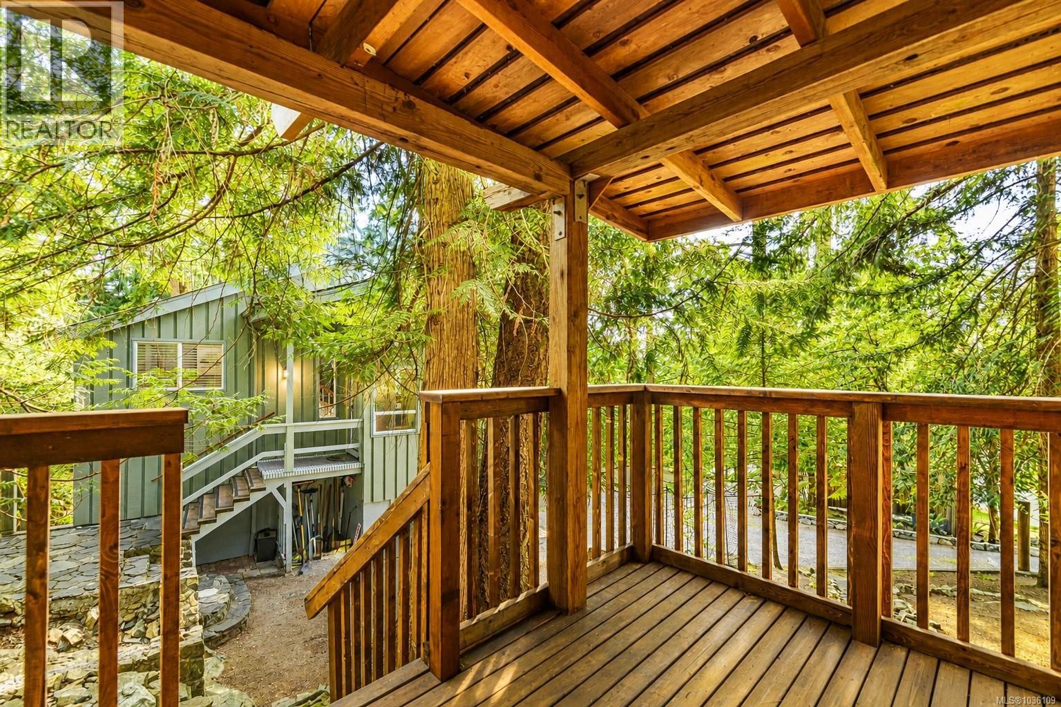 7136 Willis Point Rd, Central Saanich, British Columbia  V9E 2A1 - Photo 38 - 1036109