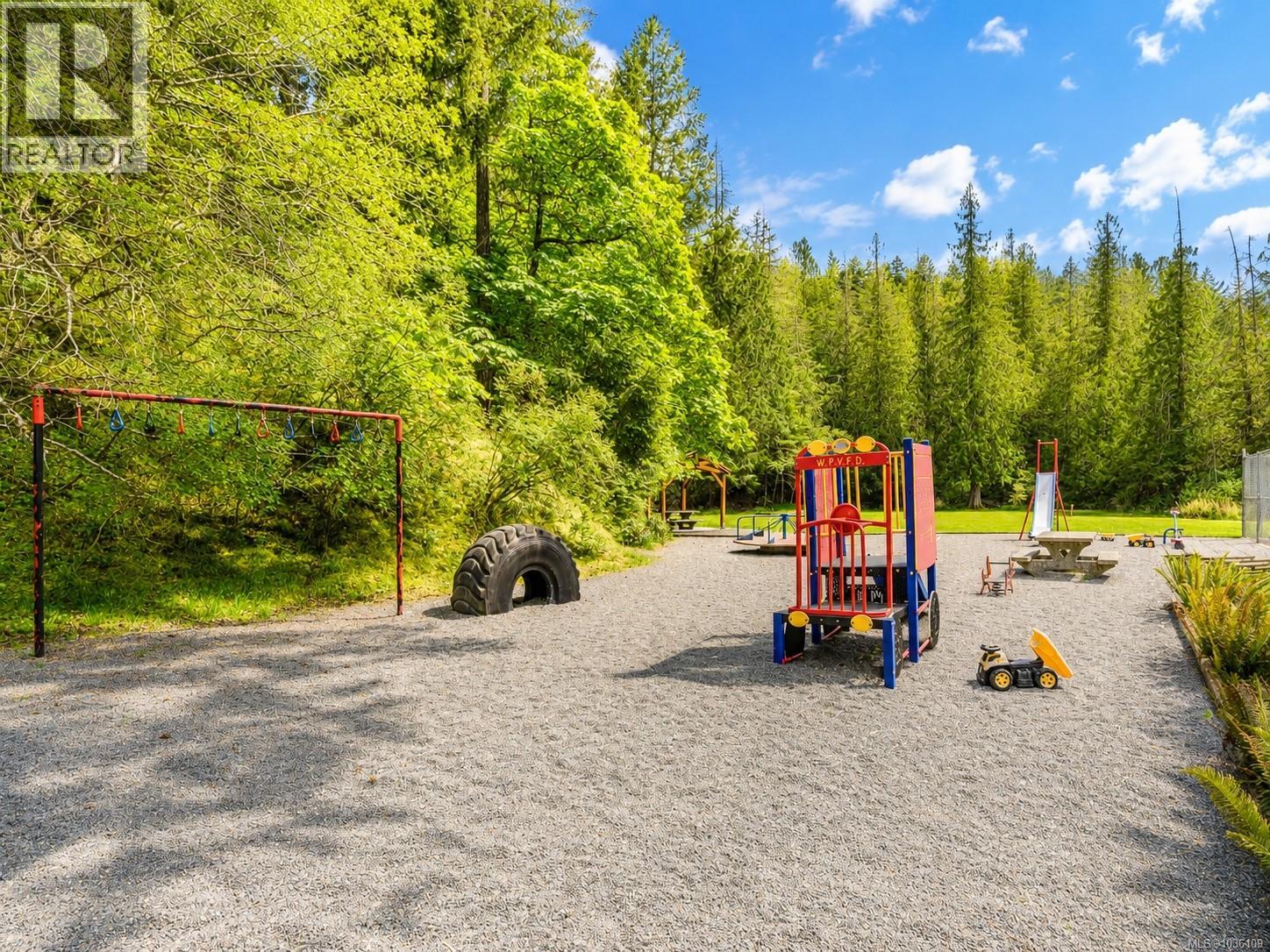 7136 Willis Point Rd, Central Saanich, British Columbia  V9E 2A1 - Photo 47 - 1036109