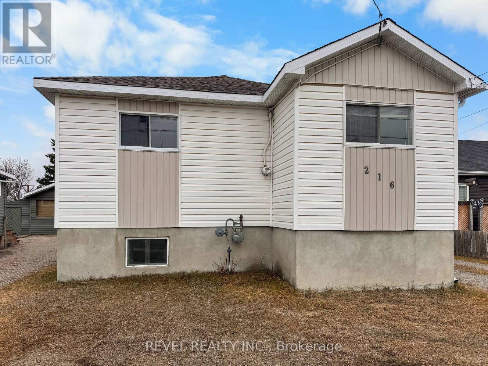 216 Bannerman Avenue, Timmins, Ontario  P4N 2Y9 - Photo 2 - T13104054
