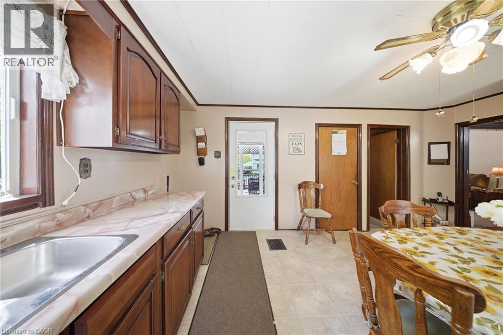 457 W Elma Street W, Listowel, Ontario  N4W 1W2 - Photo 8 - 40827282