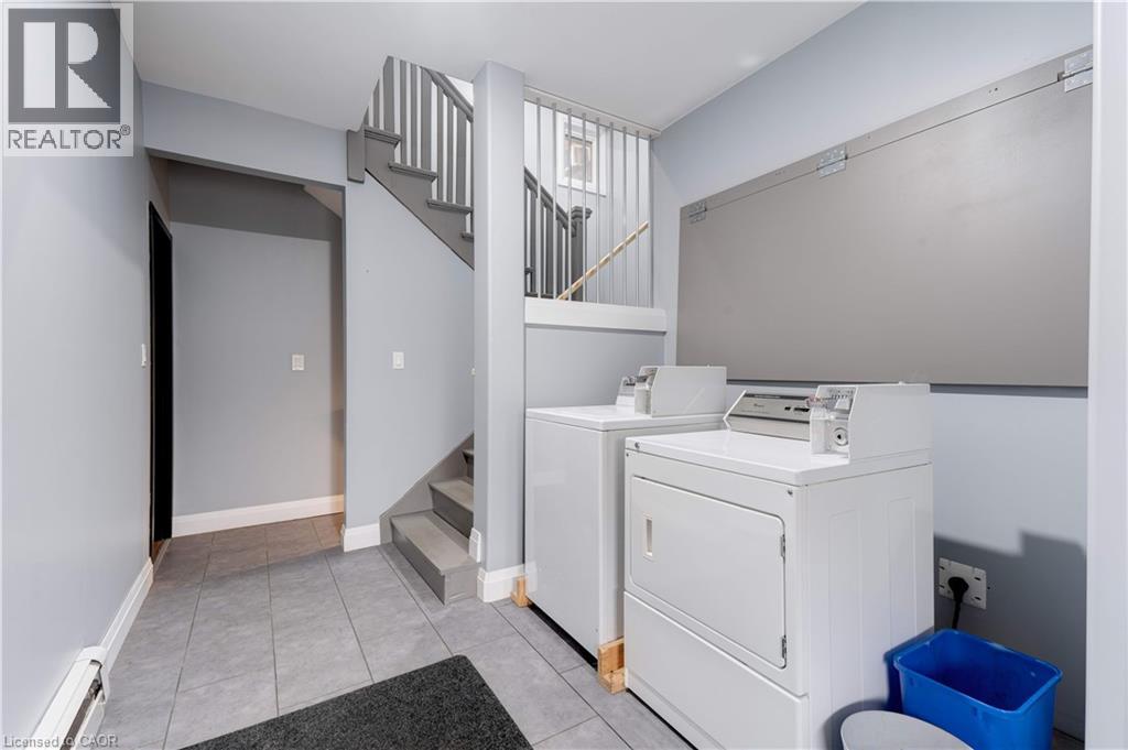 152 Sanford Avenue S Unit# Lower, Hamilton, Ontario  L8M 2G9 - Photo 4 - 40822914