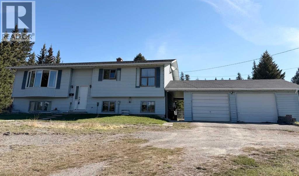2803 90 Street, Coleman, Alberta