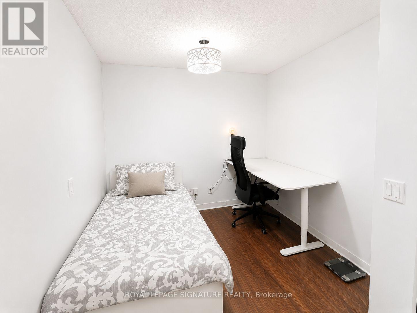 1102 - 155 Legion Road, Toronto, Ontario  M8Y 0A7 - Photo 10 - W13103610