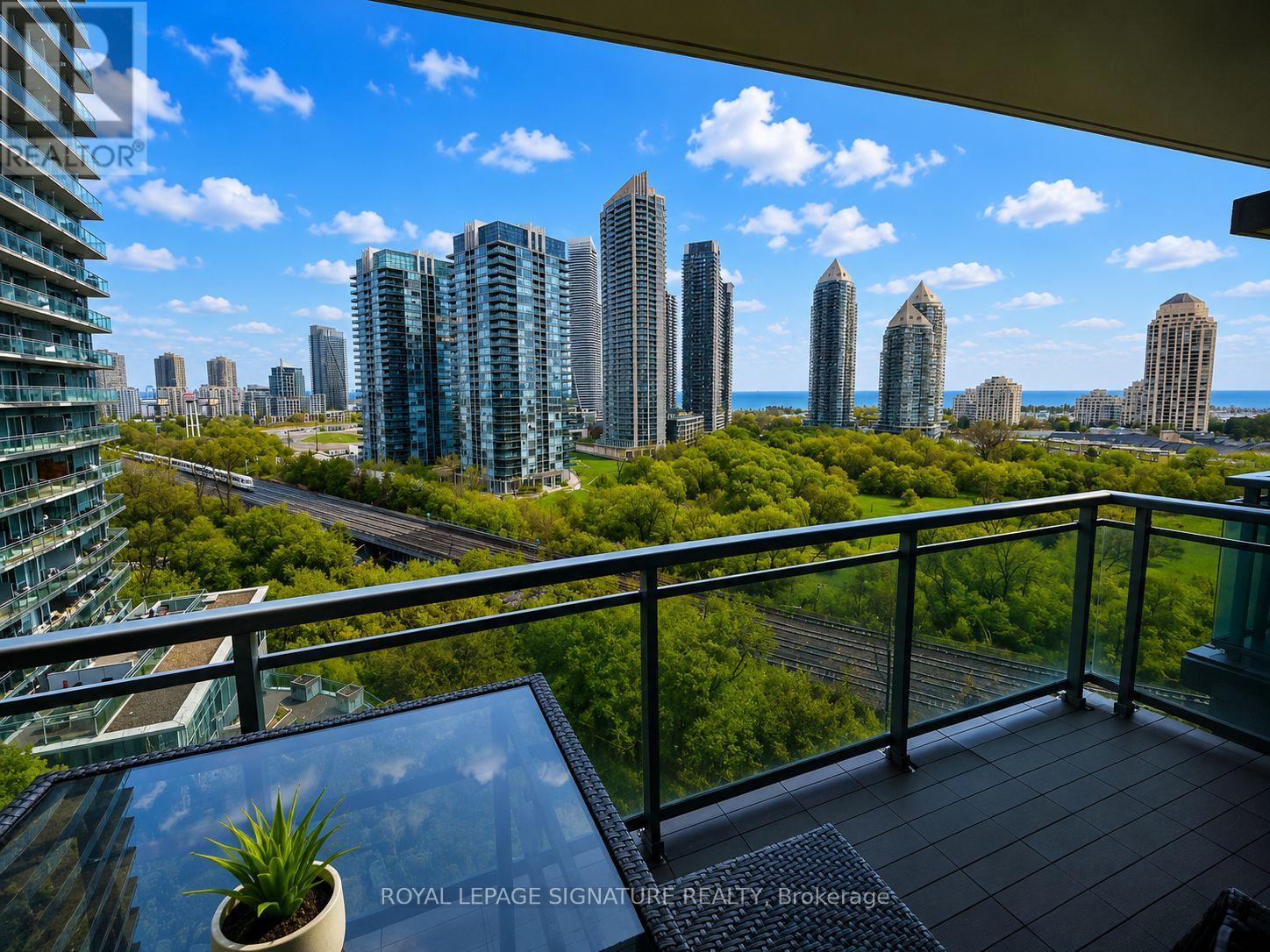 1102 - 155 Legion Road, Toronto, Ontario  M8Y 0A7 - Photo 16 - W13103610