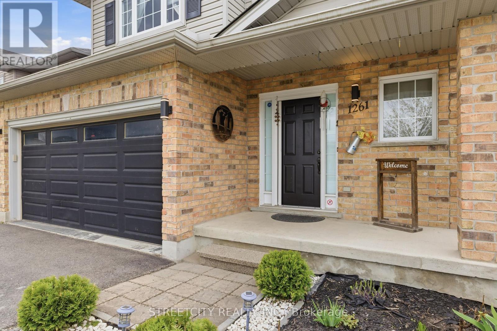 1261 Nicole Avenue, London North, Ontario  N5X 4M7 - Photo 2 - X13103992