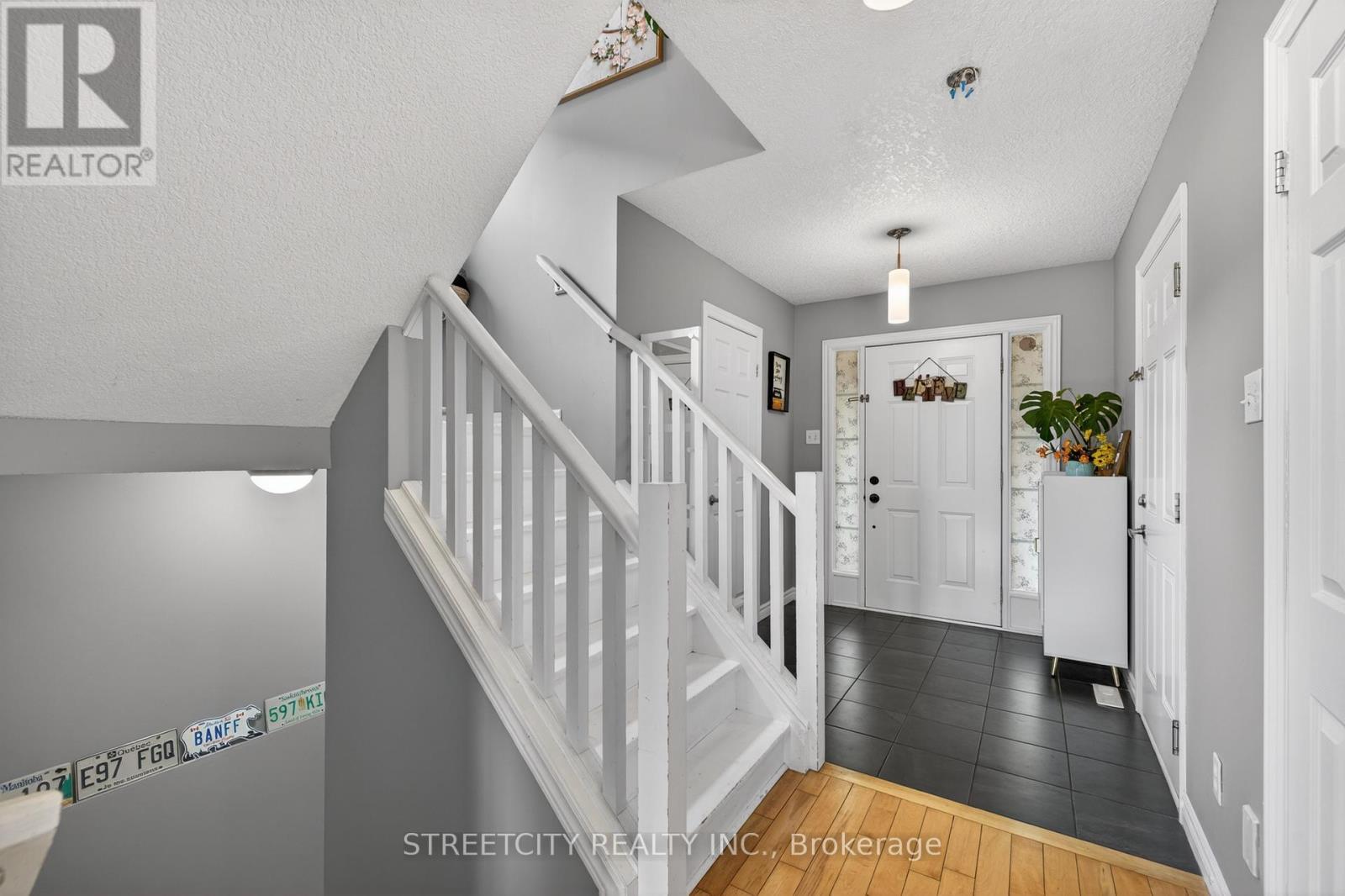 1261 Nicole Avenue, London North, Ontario  N5X 4M7 - Photo 3 - X13103992