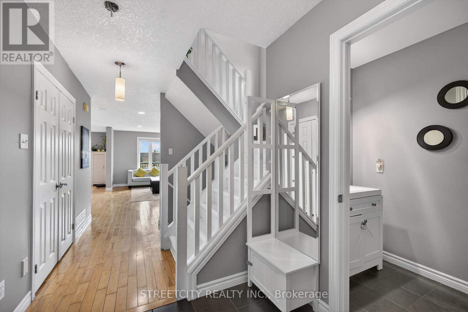 1261 Nicole Avenue, London North, Ontario  N5X 4M7 - Photo 4 - X13103992