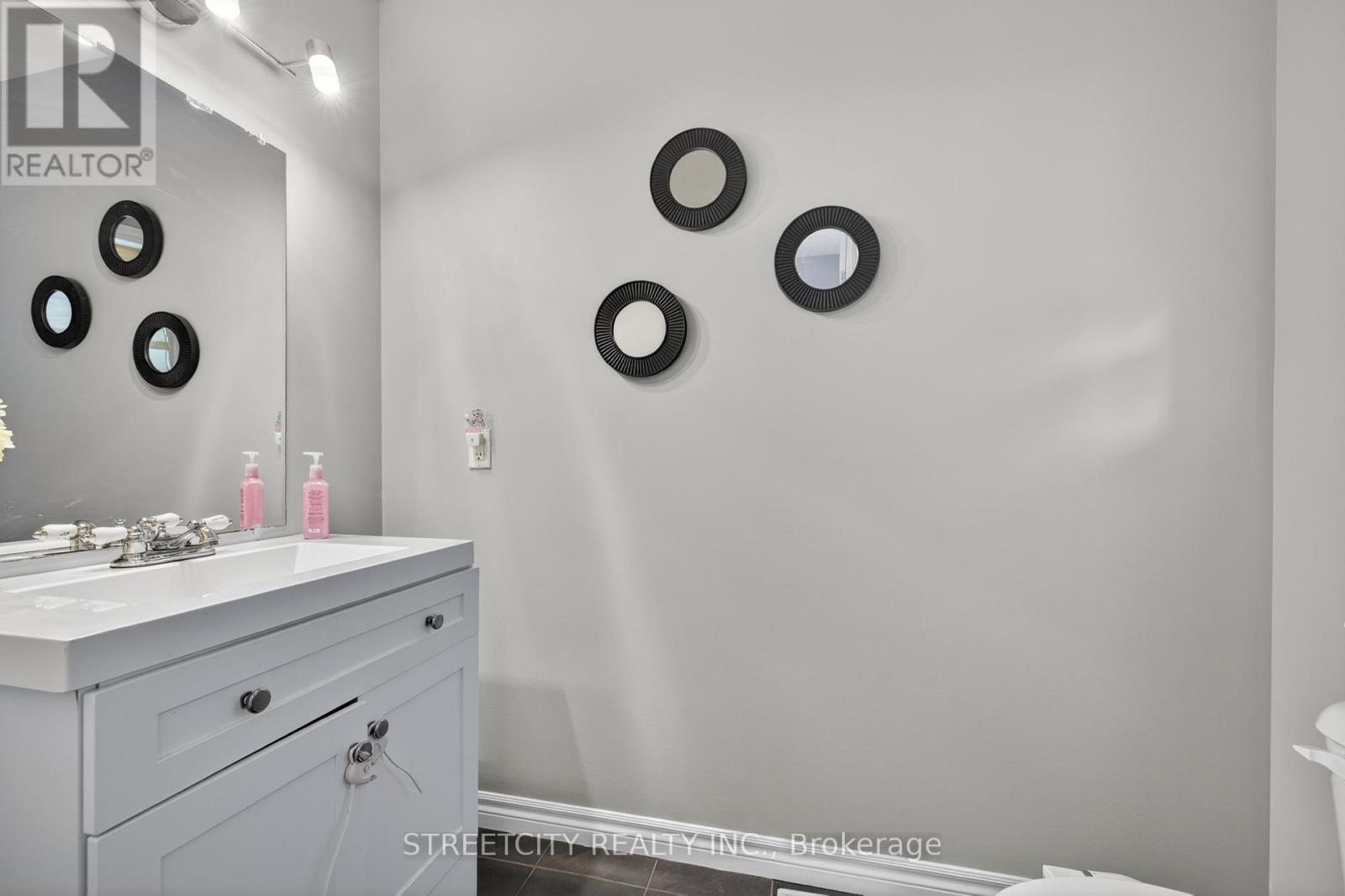 1261 Nicole Avenue, London North, Ontario  N5X 4M7 - Photo 5 - X13103992