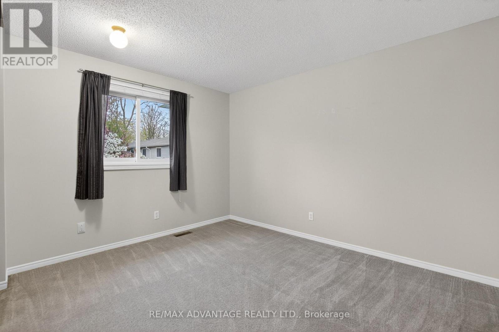 120 - 120 Centre Street, London South, Ontario  N6J 4X4 - Photo 17 - X13104018