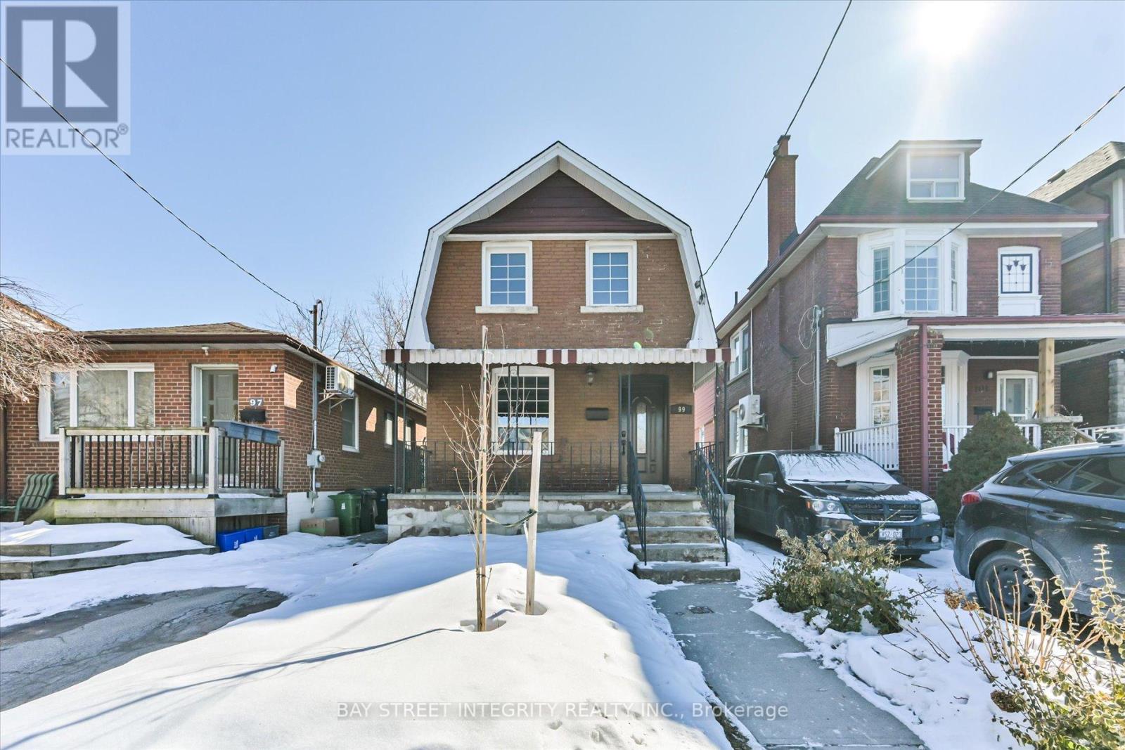 99 SYMONS STREET, Toronto, Ontario