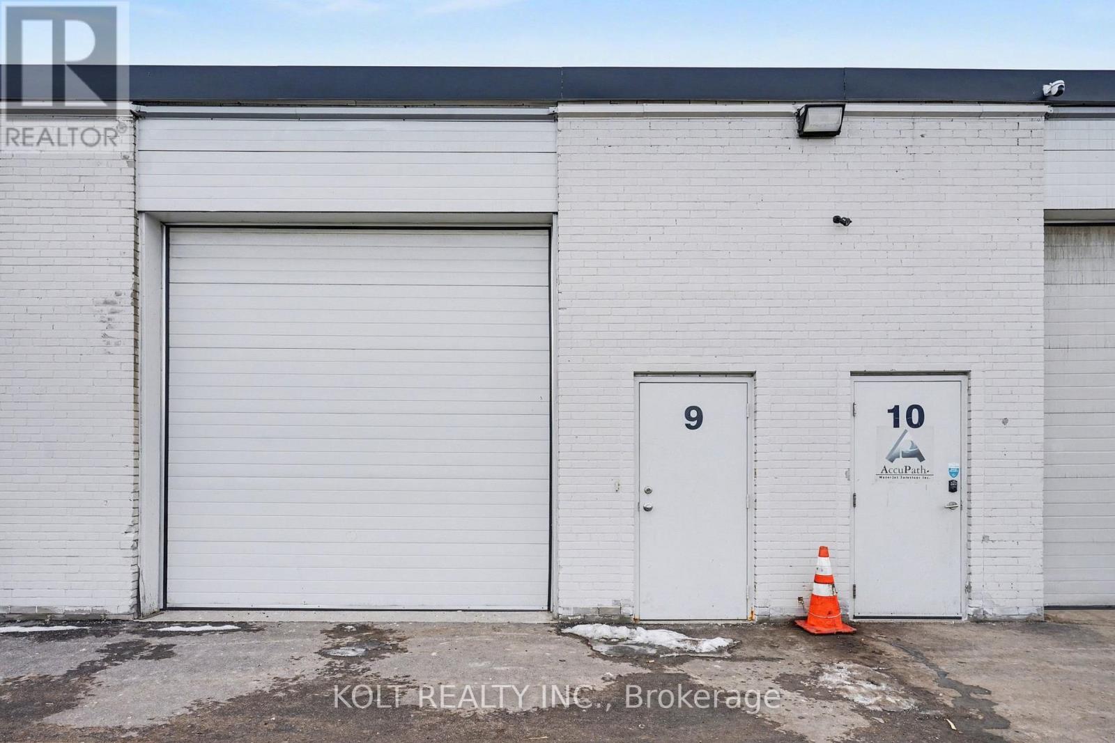 9 - 1040 Martin Grove Road, Toronto, Ontario  M9W 4W4 - Photo 16 - W13103698