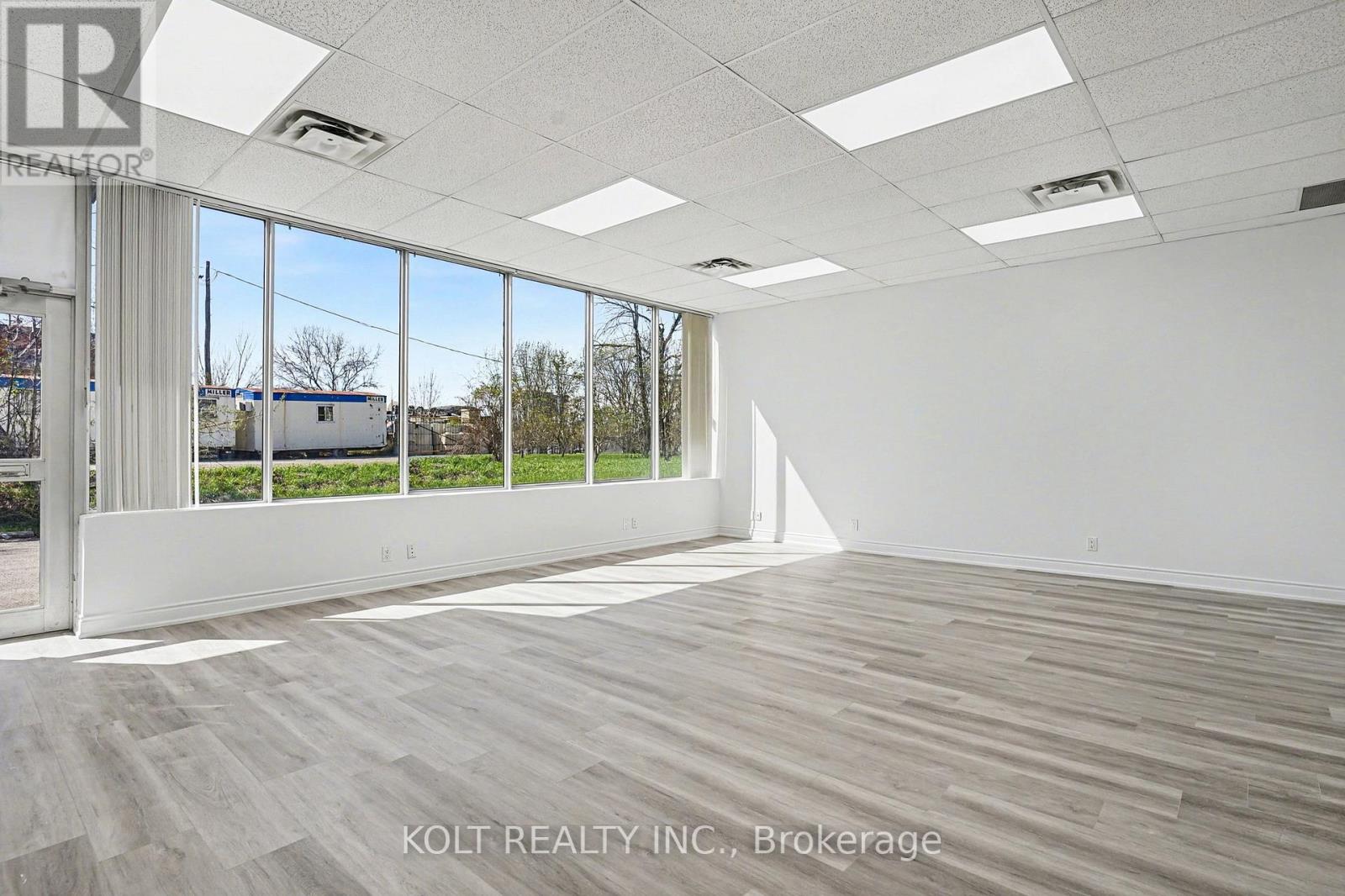 9 - 1040 Martin Grove Road, Toronto, Ontario  M9W 4W4 - Photo 4 - W13103698