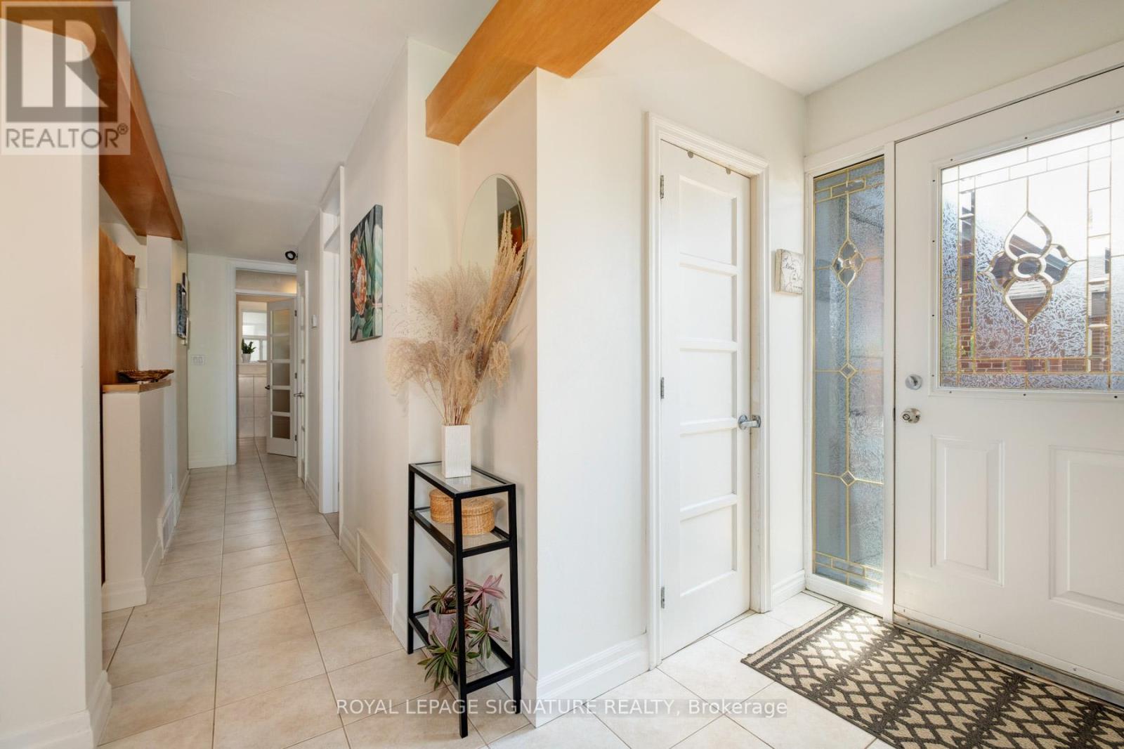 90 Whitburn Crescent, Toronto, Ontario  M3H 2S4 - Photo 16 - W13103752