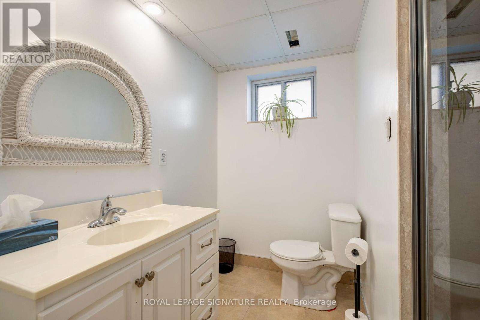 90 Whitburn Crescent, Toronto, Ontario  M3H 2S4 - Photo 26 - W13103752