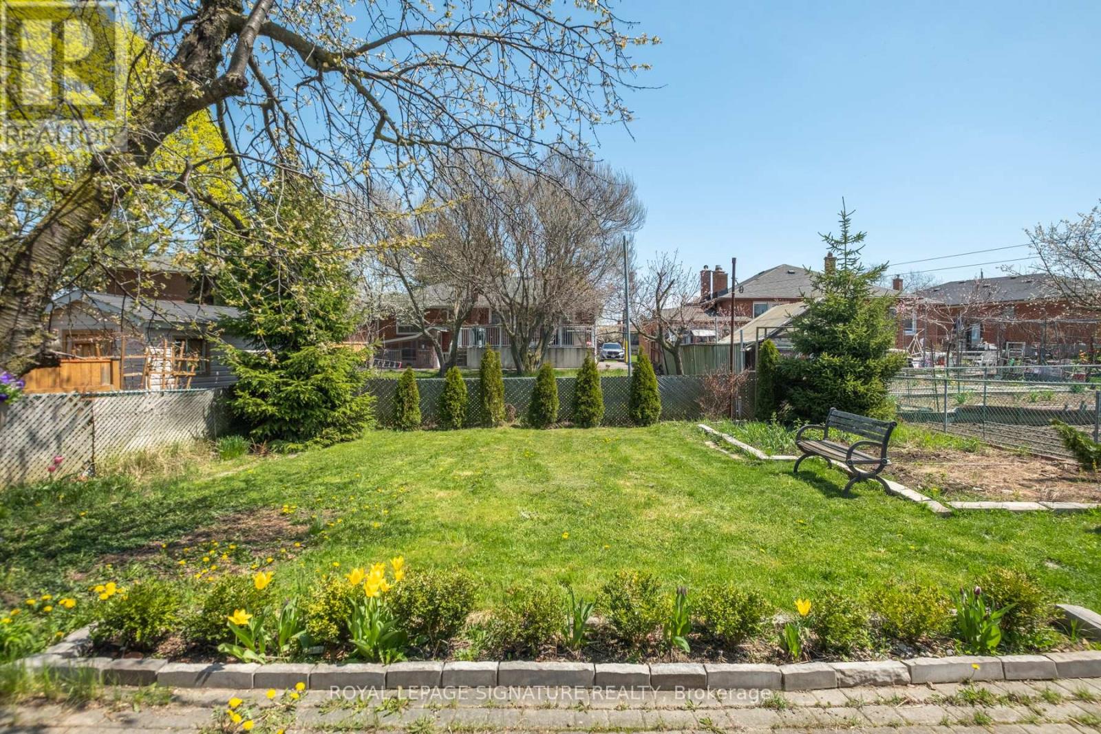 90 Whitburn Crescent, Toronto, Ontario  M3H 2S4 - Photo 30 - W13103752
