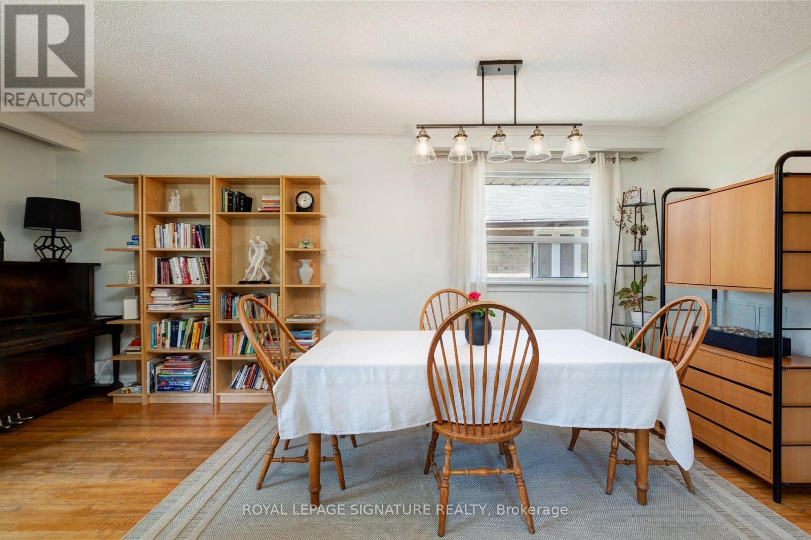 90 Whitburn Crescent, Toronto, Ontario  M3H 2S4 - Photo 9 - W13103752