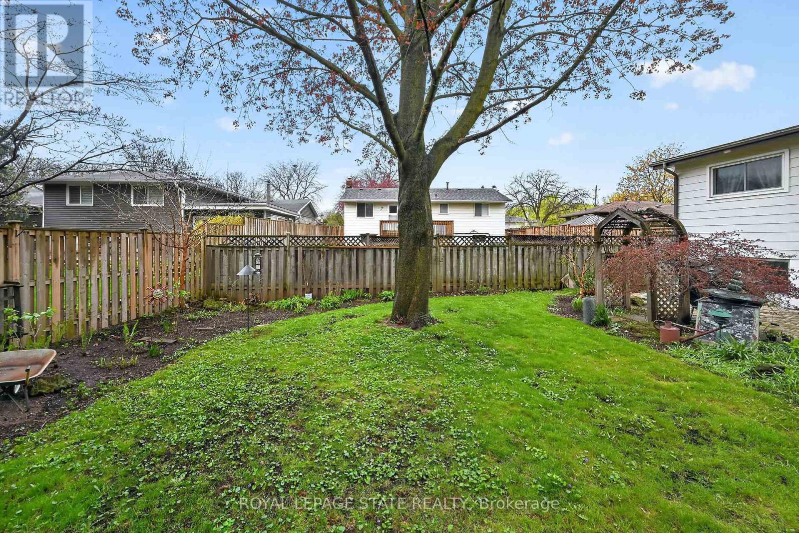 582 Woodview Road, Burlington, Ontario  L7N 3A1 - Photo 47 - W13103770