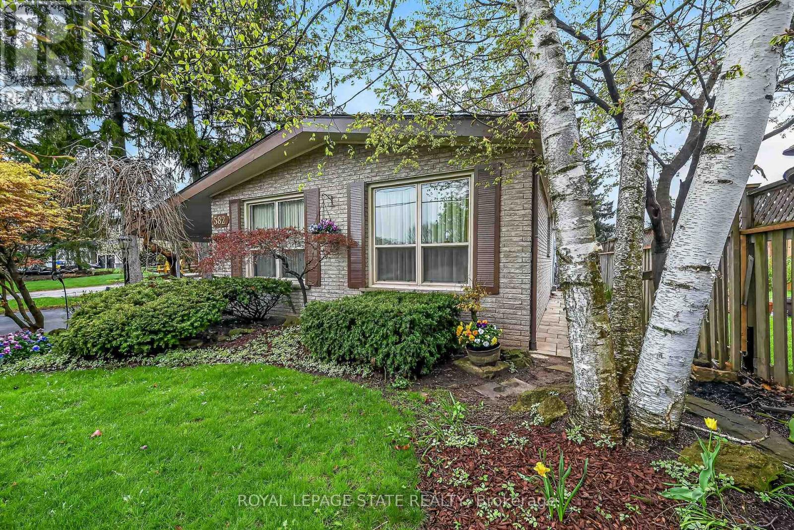 582 Woodview Road, Burlington, Ontario  L7N 3A1 - Photo 50 - W13103770