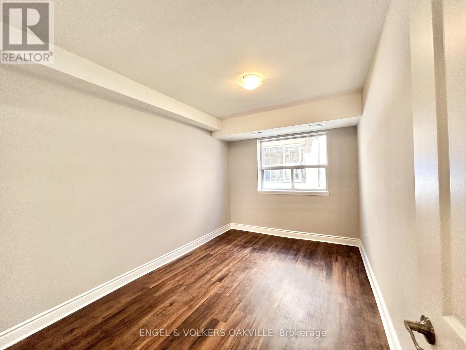 106 - 9 Thirty Third Street, Toronto, Ontario  M8W 3G7 - Photo 5 - W13103798