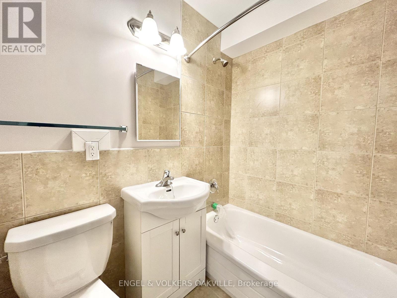 106 - 9 Thirty Third Street, Toronto, Ontario  M8W 3G7 - Photo 6 - W13103798