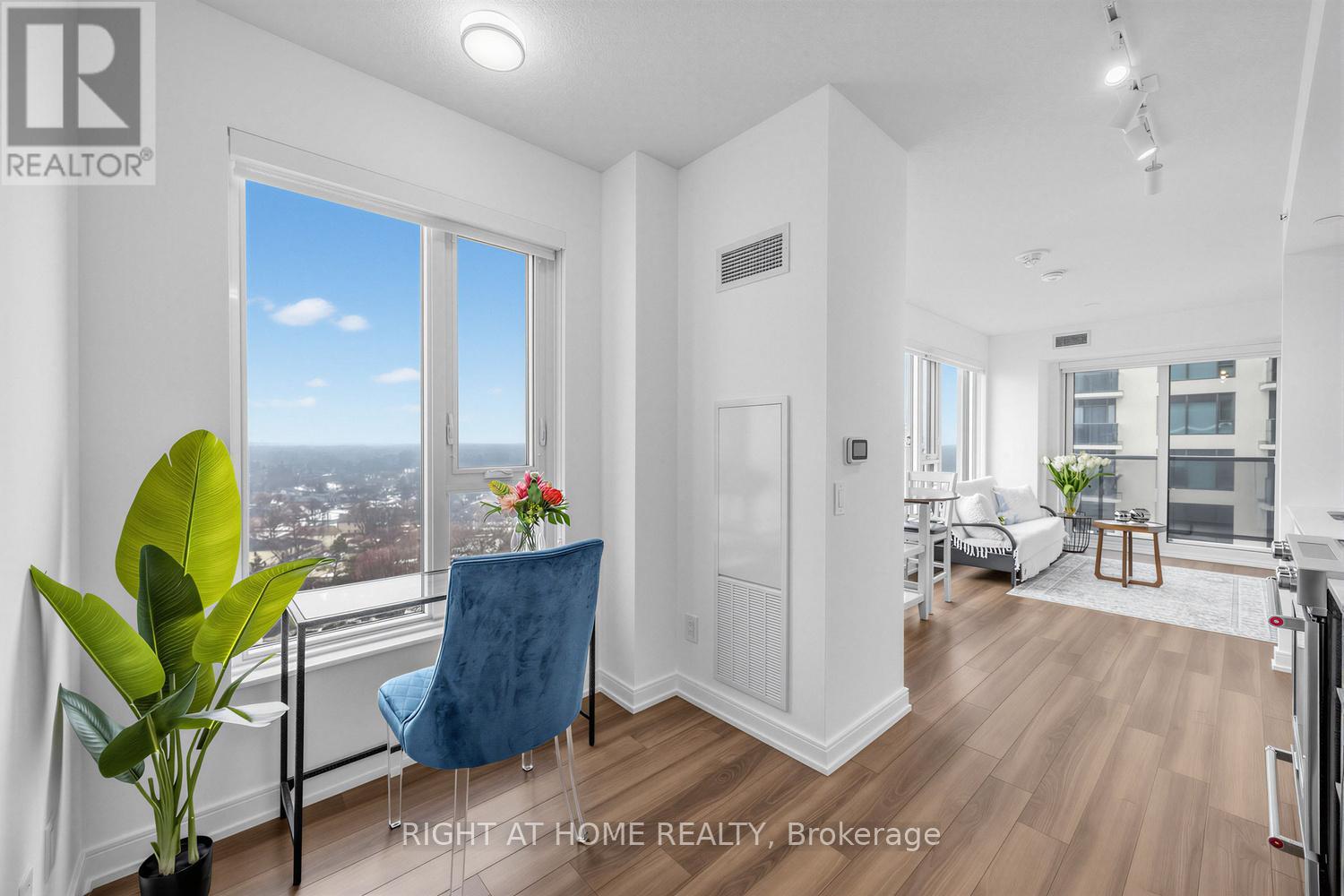 1404 - 30 Samuel Wood Way, Toronto, Ontario  M9B 0C9 - Photo 11 - W13103808