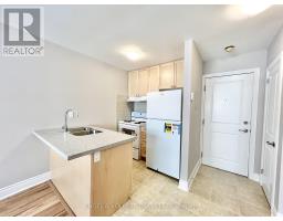 204 - 11 THIRTY THIRD STREET, Toronto, Ontario