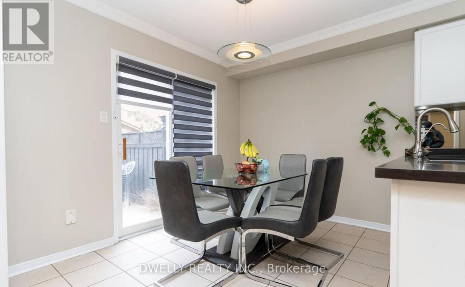 29 Trudelle Crescent, Brampton, Ontario  L7A 2Z1 - Photo 11 - W13103876