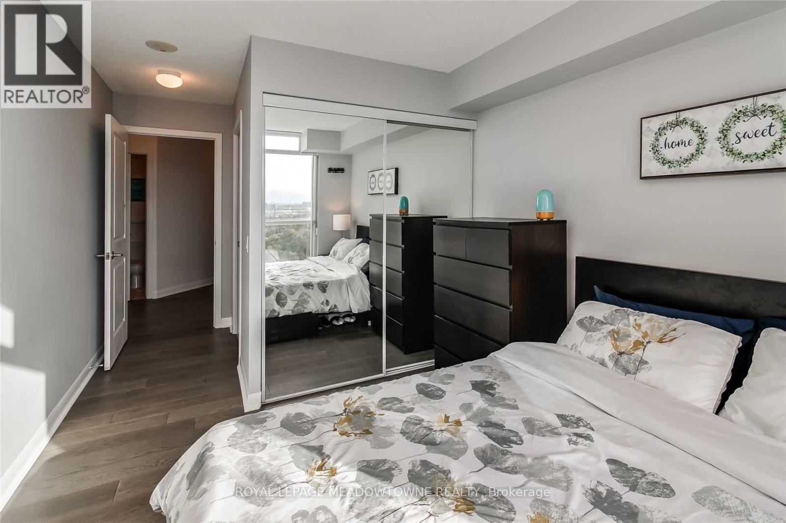 2102 - 225 Sherway Gardens Road, Toronto, Ontario  M9C 0A3 - Photo 15 - W13103878