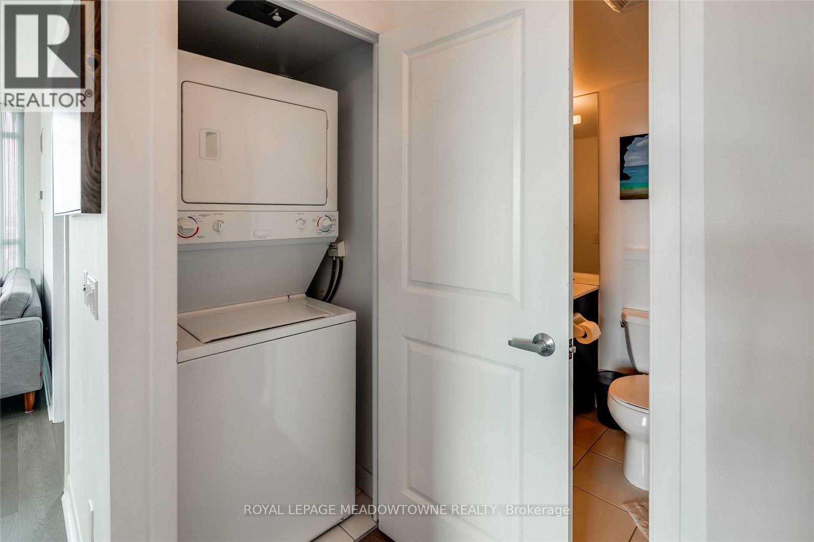 2102 - 225 Sherway Gardens Road, Toronto, Ontario  M9C 0A3 - Photo 16 - W13103878