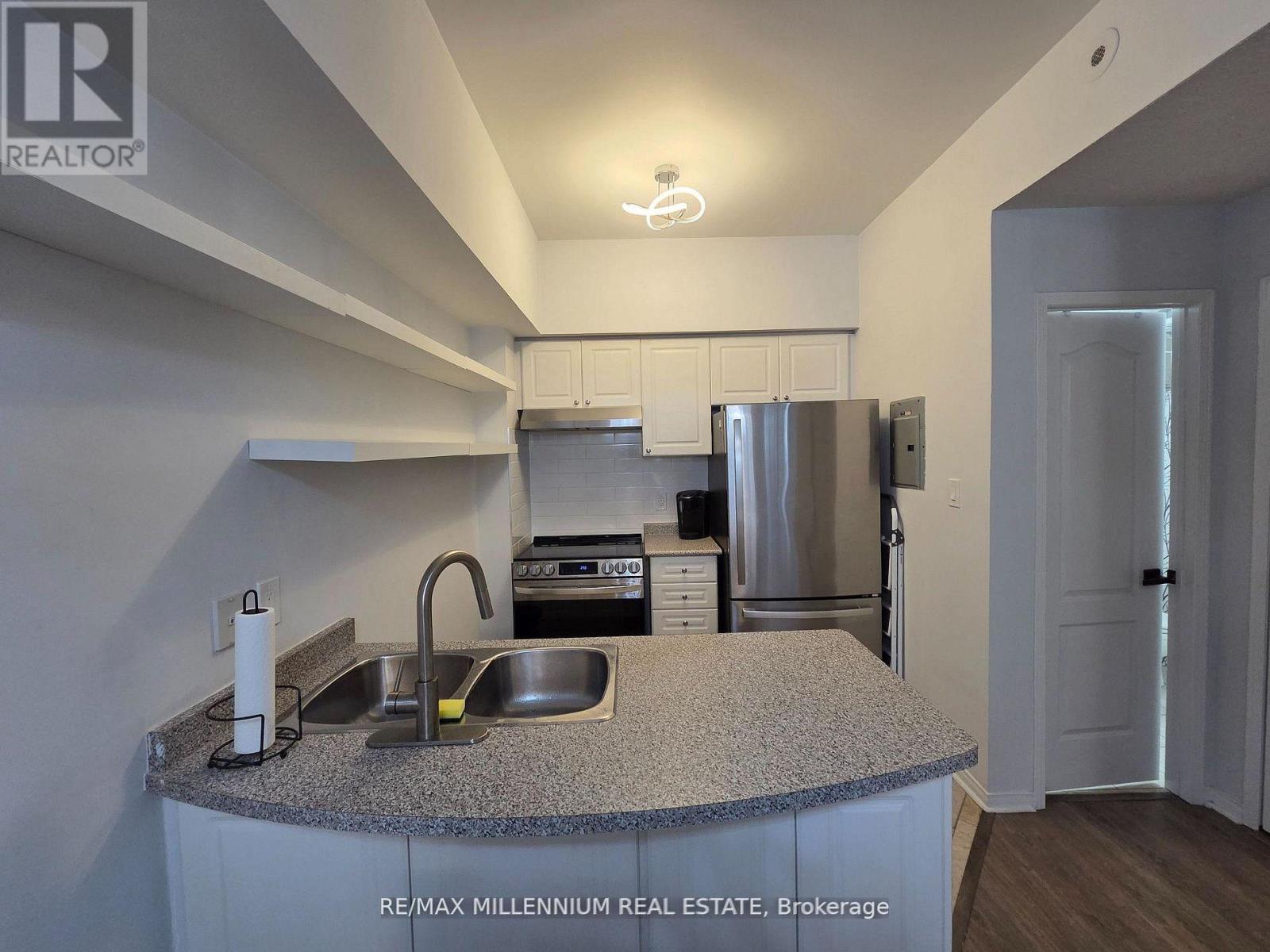 145 - 601 Shoreline Drive, Mississauga, Ontario  L5B 4K3 - Photo 11 - W13103922
