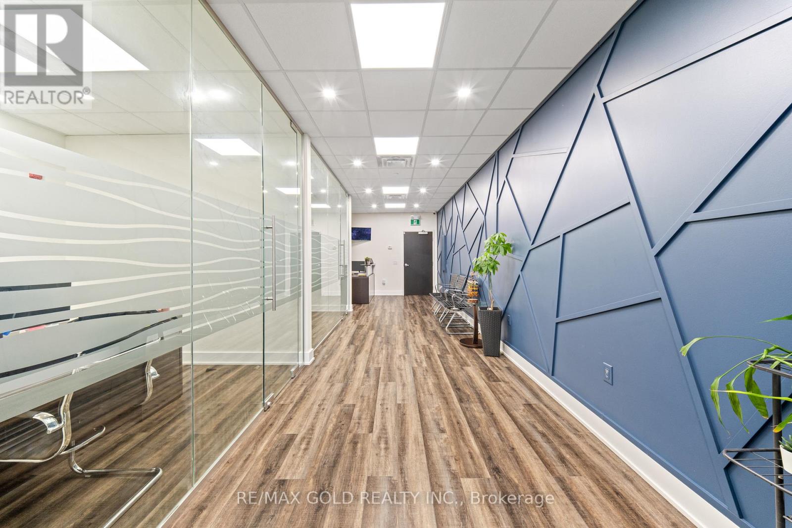 303-218 Export Boulevard, Mississauga, Ontario  L5S 1Y4 - Photo 15 - W13103928