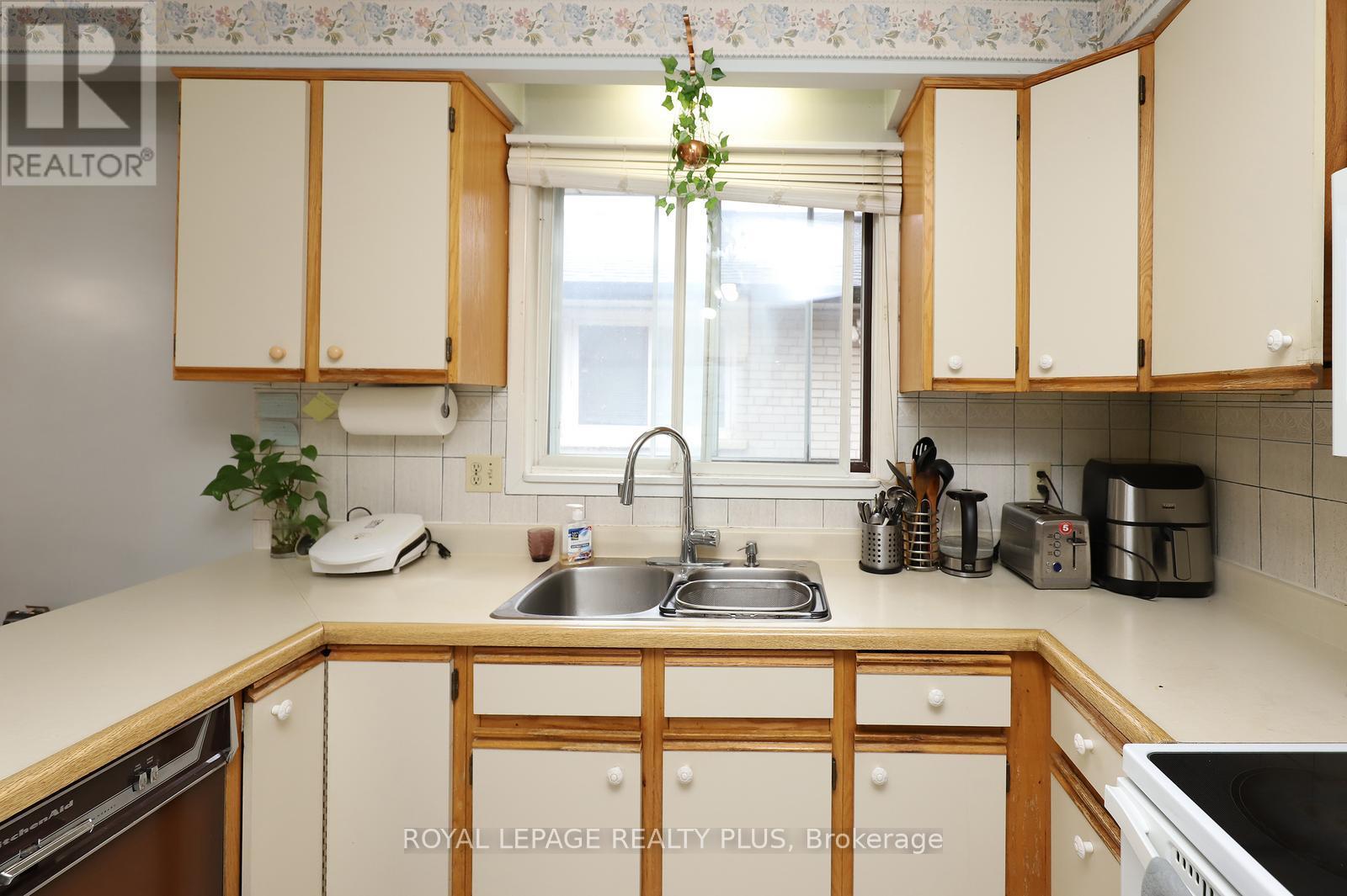 434 Tedwyn Drive, Mississauga, Ontario  L5A 1J6 - Photo 15 - W13103942